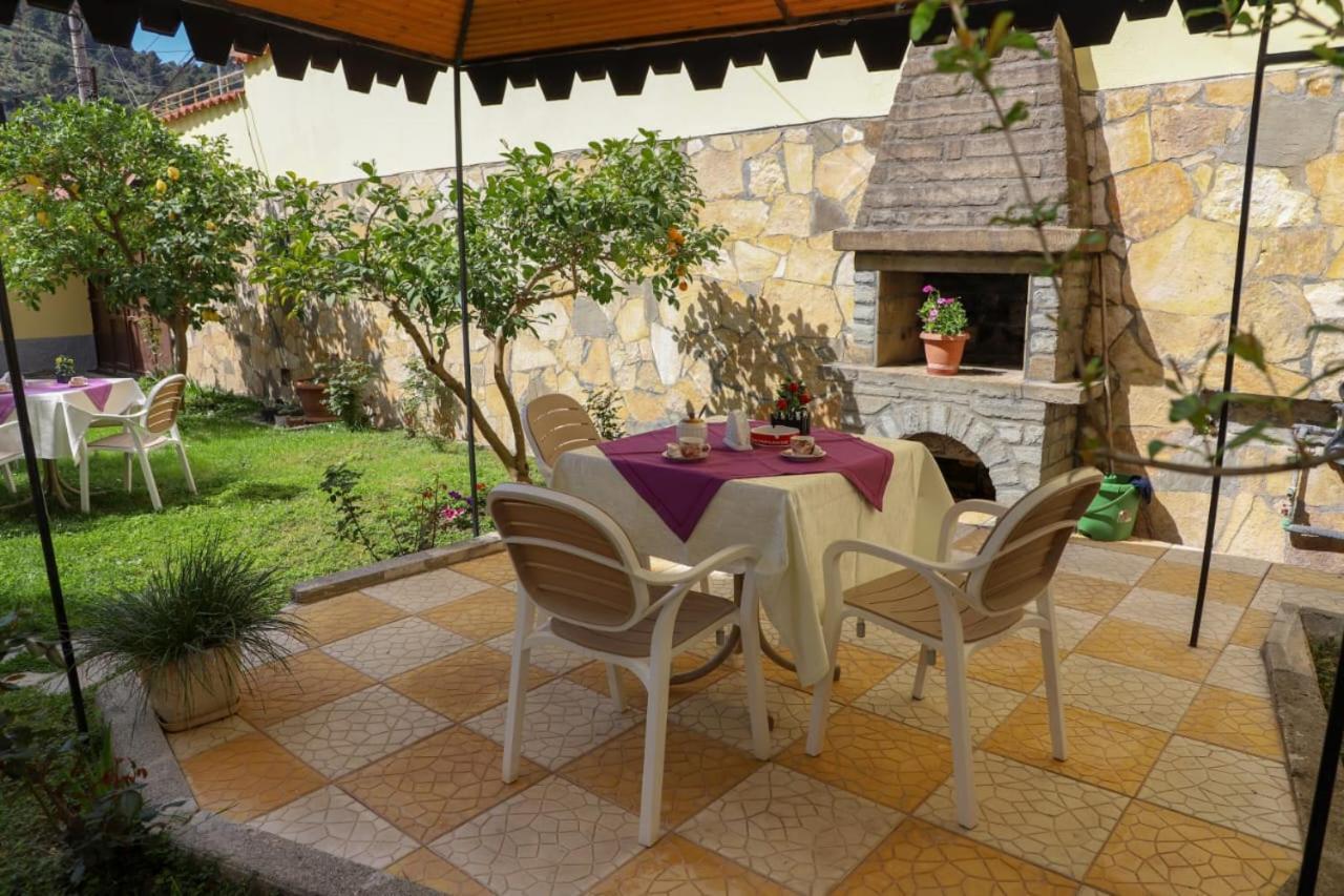 Villa Palma Center Berat Exterior photo